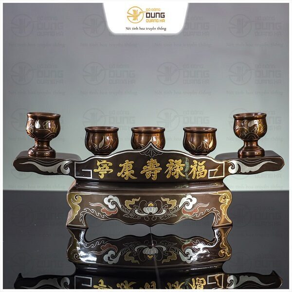Bộ ngai 5 chén thờ bằng đồng khảm ngũ sắc năm chữ vàng