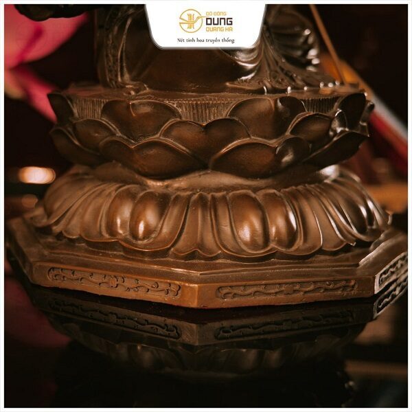 Tượng Phật Mẫu Chuẩn Đề bằng đồng vàng hun nâu cao 26cm