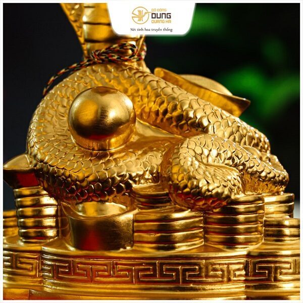 Tượng rắn bằng đồng catut thếp vàng 9999 cao 18cm để bàn