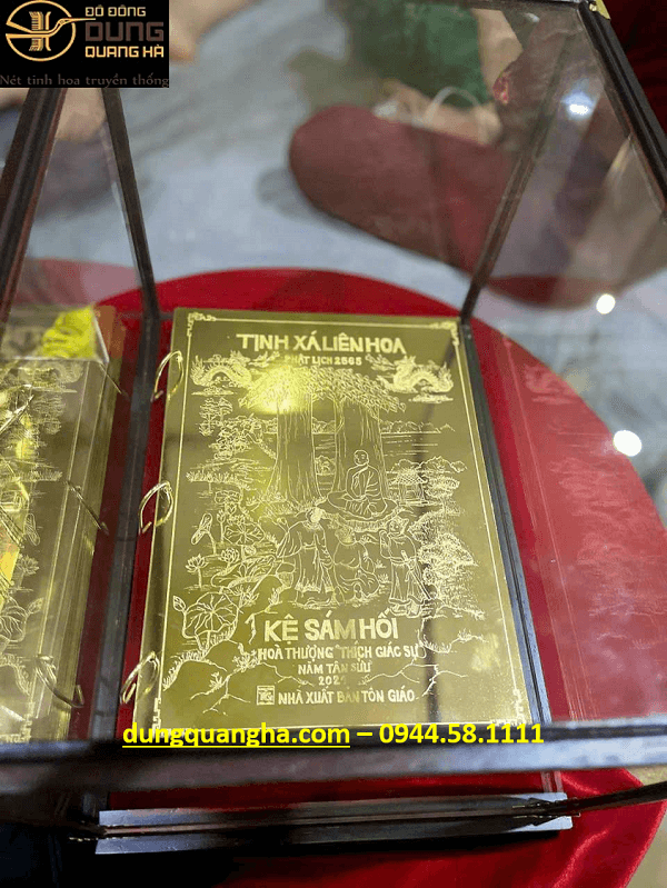 Cuốn kinh sám hối bằng đồng mạ vàng 24k - Kim sách tịnh xá an lạc 21cm x 30cm nặng 10,3kg