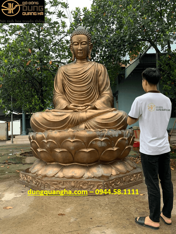 Tượng Phật Thích Ca ngồi thiền bằng đồng đỏ cao 3m5