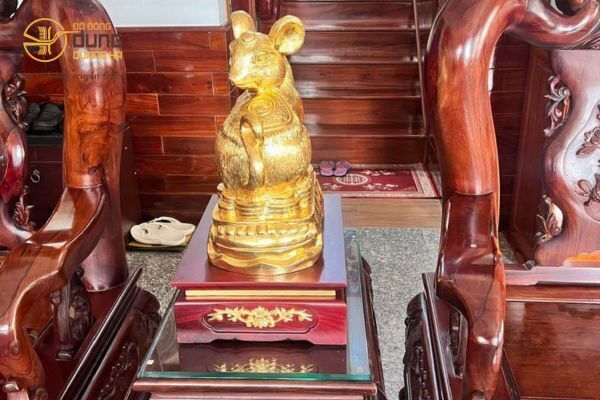 Đồ đồng Dung Quang Hà giao tượng 12 con giáp dát vàng 9999 + Ngọc Linh Miêu tại nhà khách