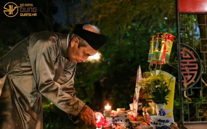 Lễ cúng giao thừa ngoài trời