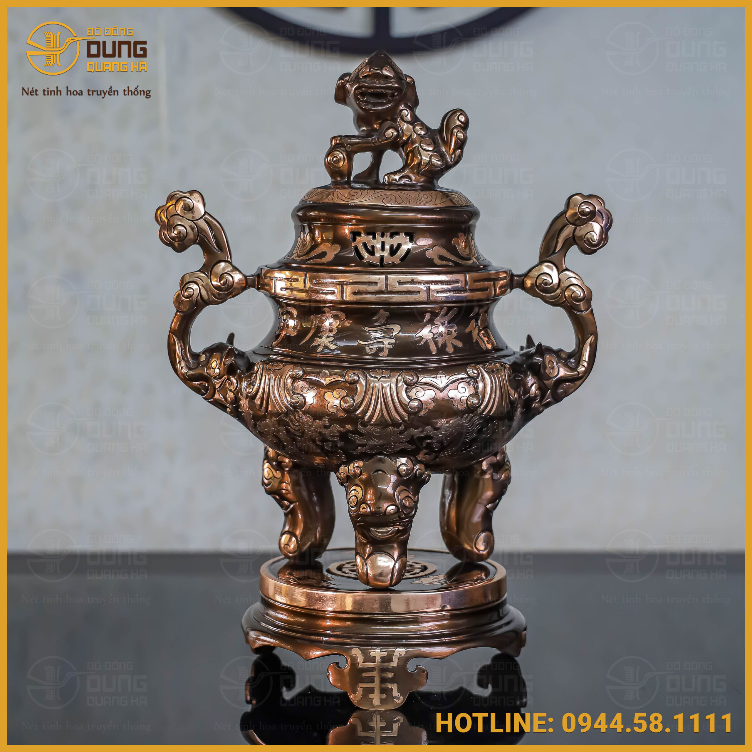 Đỉnh chạm hoa sòi đồng đỏ cạo màu cao 45cm