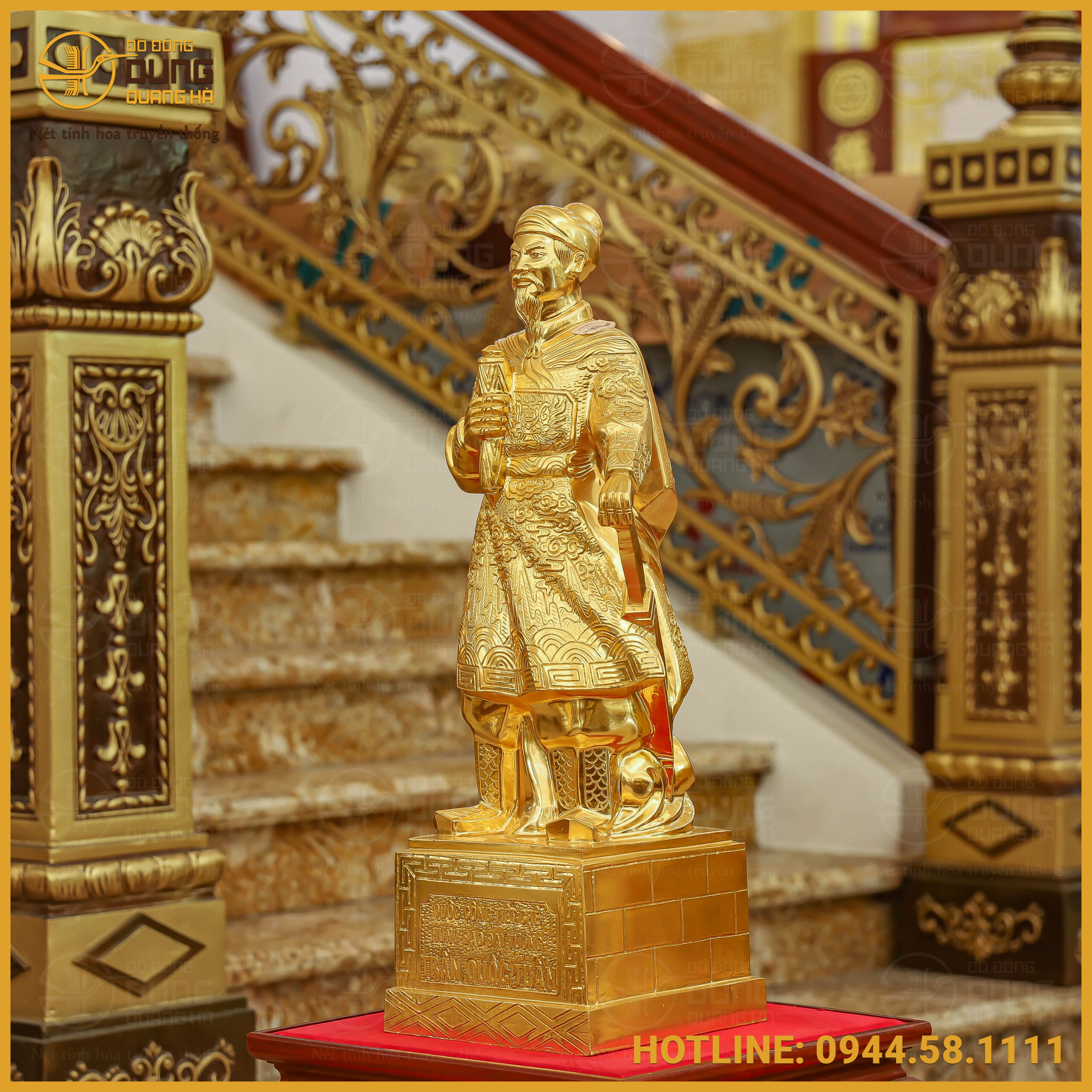 Màu vàng ánh kim sang trọng, đẳng cấp
