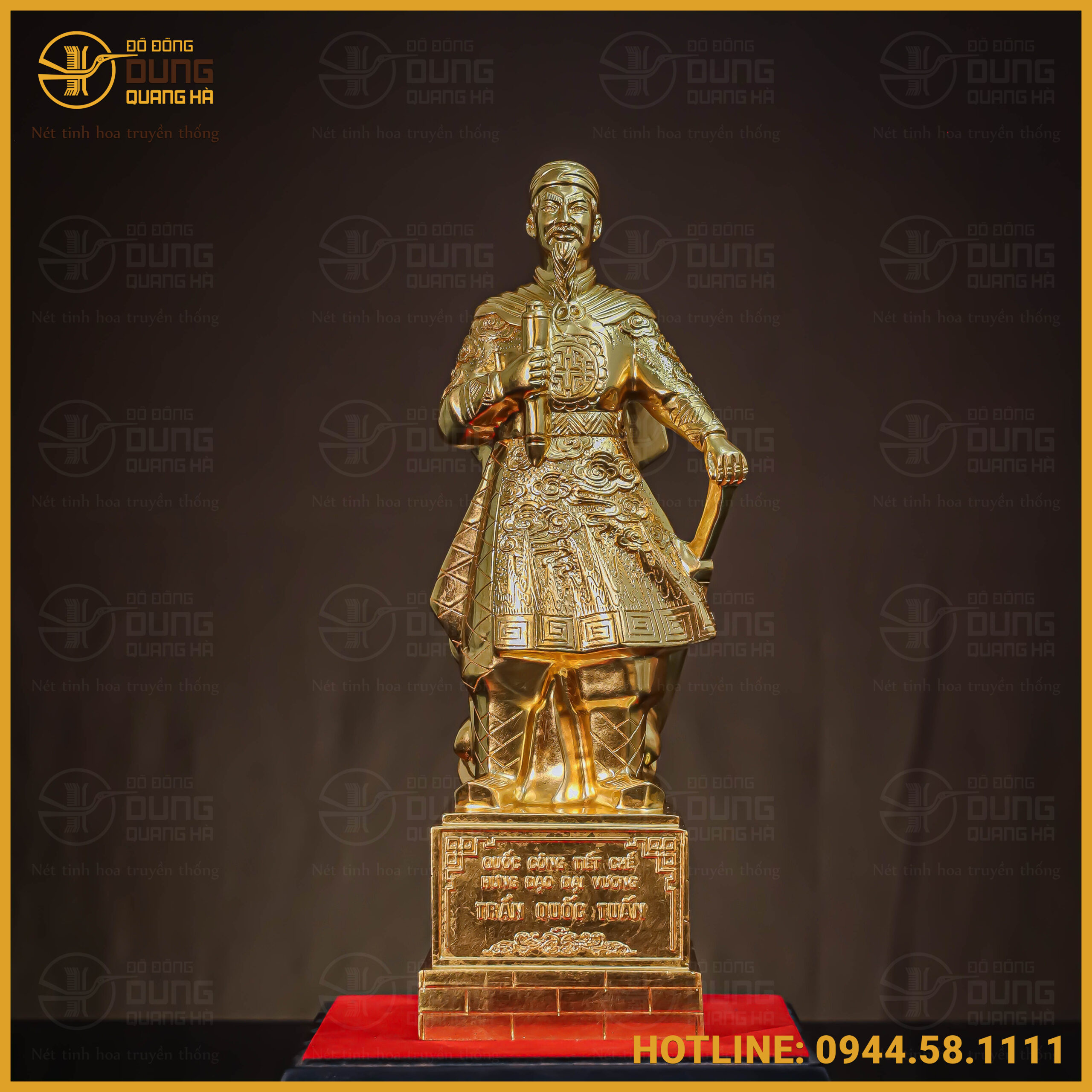 Tượng Trần Hưng Đạo đồng đỏ mộc cày nổi dát vàng cao 38 cm