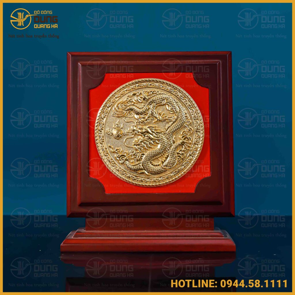 Tranh rồng đồng vàng mạ vàng cao 25cm ngang 22cm khung kính gỗ sang trọng