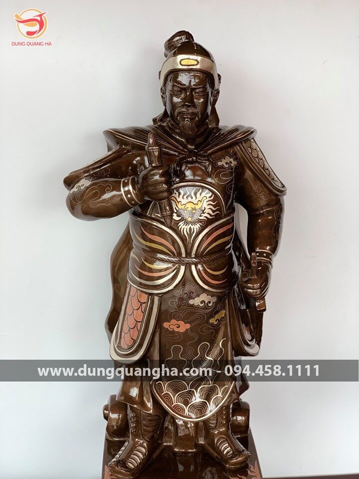 Tượng Đức Thánh Trần Hưng Đạo cao 70 cm khảm ngũ sắc - hàng độc quyền