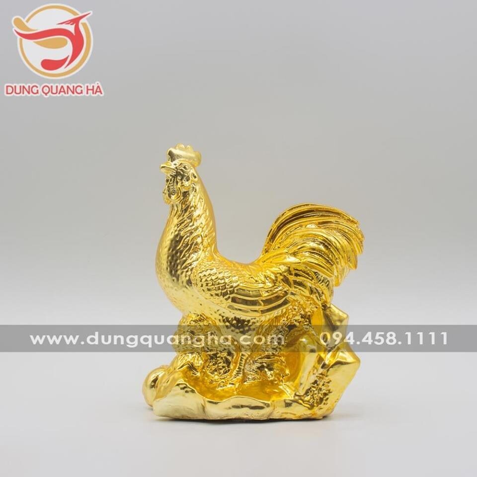 Tượng gà bằng đồng mạ vàng - linh vật phong thủy đẹp
