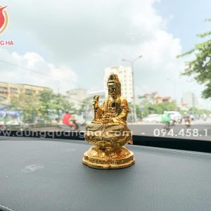 Tượng Phật Quan Âm để xe ô tô bằng đồng mạ vàng