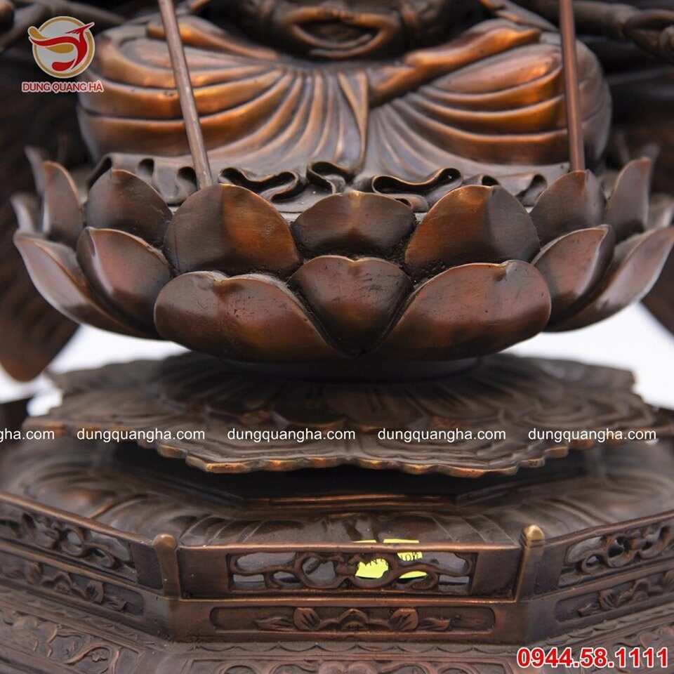 Tượng Phật Thiên Thủ Thiên Nhãn bằng đồng hun giả cổ