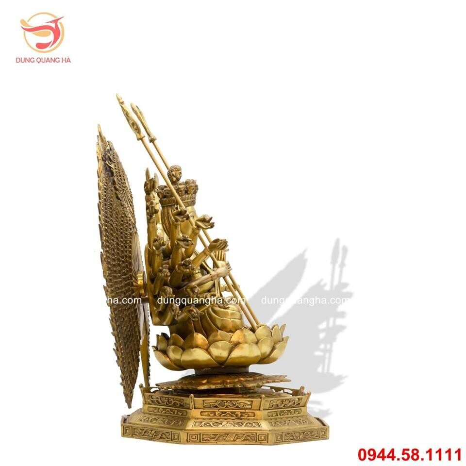 Tượng Phật Thiên Thủ Thiên Nhãn bằng đồng vàng mộc