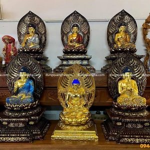 Dát vàng 6 pho tượng Phật bằng gỗ theo yêu cầu quý khách
