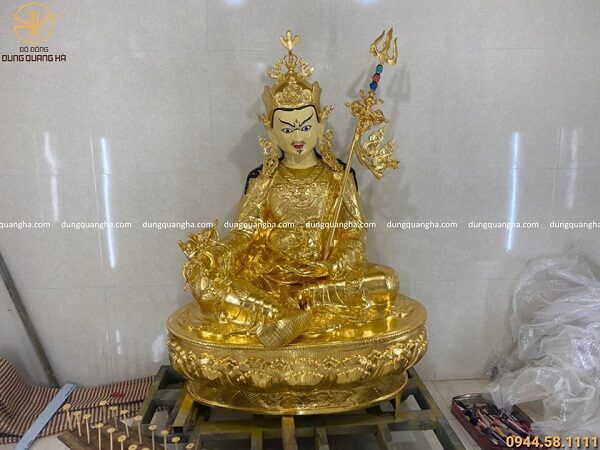 Tượng Đức Phật Liên Hoa Sinh Cao 1M5 Đồng Đỏ Thếp Vàng - Đồ Đồng Dung Quang  Hà