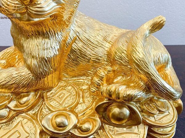 Tượng mèo bằng đồng đỏ dát vàng cao 32cm ngang 38cm