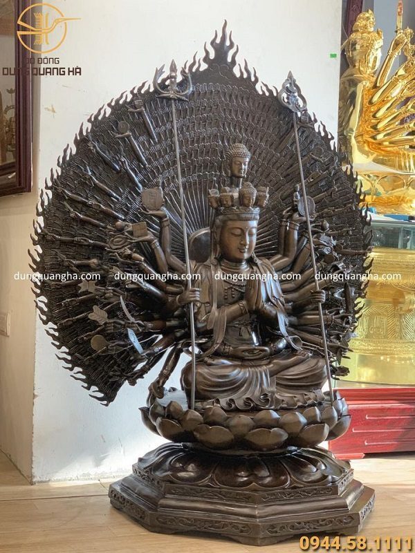 Tượng Phật Thiên Thủ Thiên Nhãn cao 1m3 đồng vàng hun giả cổ