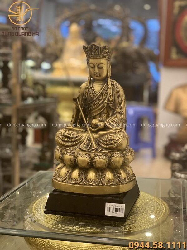 Tượng Bồ Tát Địa Tạng tôn nghiêm bằng đồng vàng cao 30cm