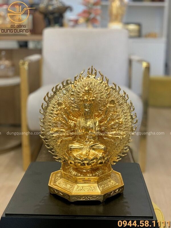 Tượng Phật Thiên Thủ Thiên Nhãn cao 26cm thếp vàng 9999