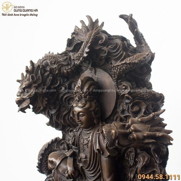 Tượng Phật Bà Quan Âm ngự long bằng đồng hun đen tinh xảo