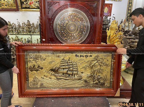 Bức tranh Thuận Buồm Xuôi Gió độc đáo 1m7 x 90cm xước giả cổ