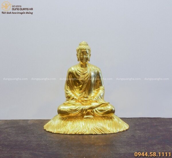 Tượng Phật Thích Ca tọa thiền bằng đồng dát vàng tinh xảo