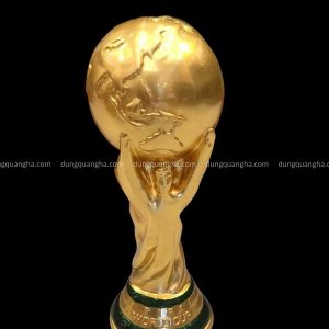 Cúp đồng FIFA World Cup thếp vàng 9999 cao 36,5 cm tinh xảo
