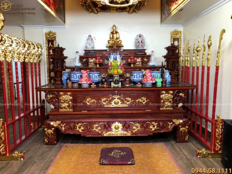 bàn thờ Phật và thần linh