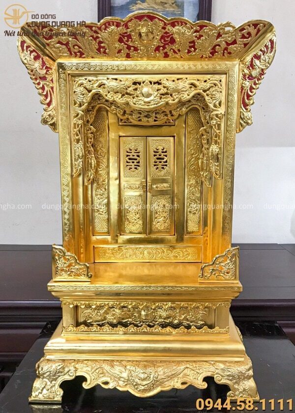 Khám thờ bằng đồng vàng hoa văn cổ kính tinh xảo cao 68cm