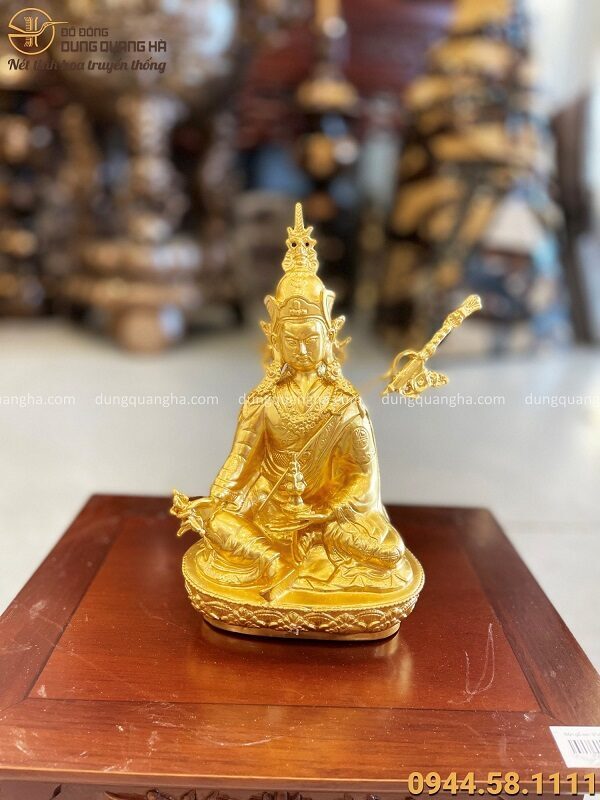 Tượng Phật Liên Hoa Sinh cao 20cm bằng đồng vàng dát vàng