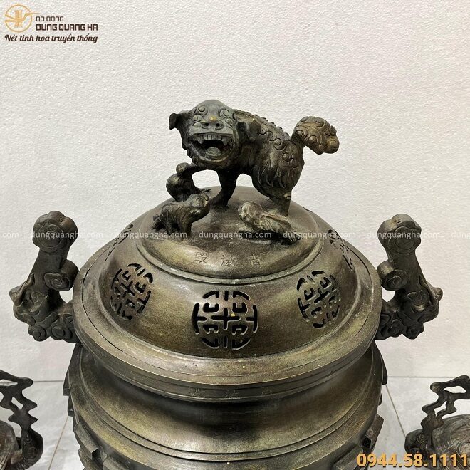 Bộ tam sự đỉnh hạc hun giả cổ trưng bày bảo tàng Từ Sơn - Bắc Ninh
