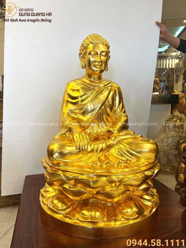 Tượng Phật Thích Ca bằng đồng đỏ thếp vàng 9999 cao 81cm
