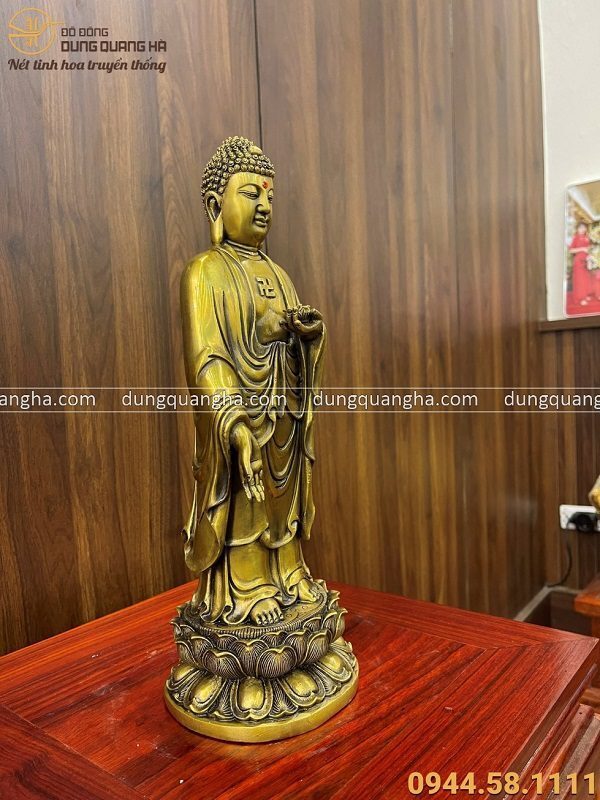 Tượng Phật Di Đà bằng đồng vàng kích thước 36x13x13cm nặng 2,5kg