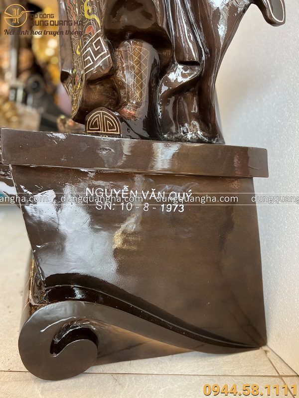 Tượng Trần Quốc Tuấn bằng đồng mặc áo giáp 1m25 khảm tam khí