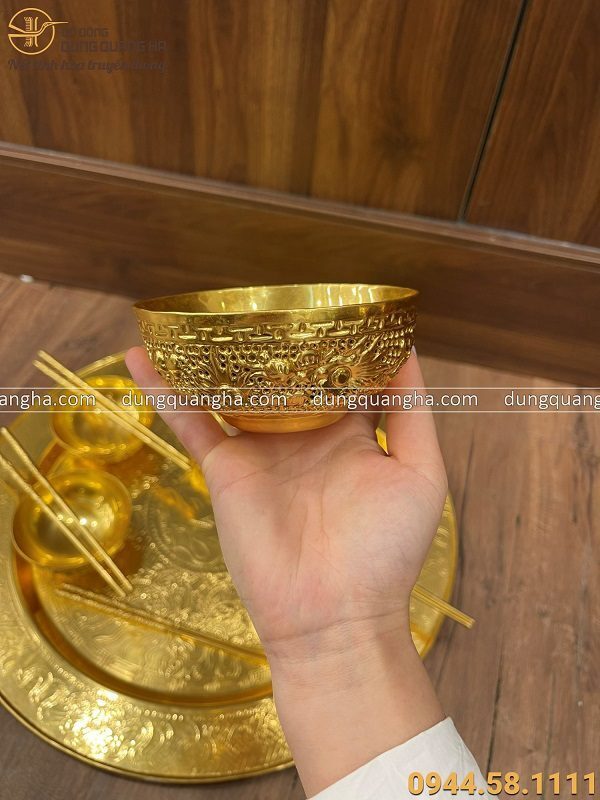 Mâm bát đũa bằng đồng thếp vàng 9999 - đường kính mâm 52 cm