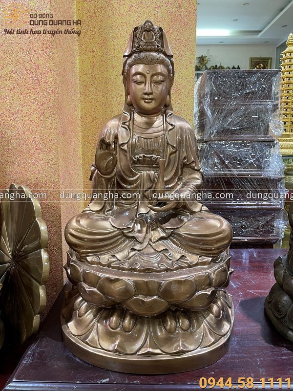Tượng Phật Quan Âm tọa thiền bằng đồng đỏ cao 60cm
