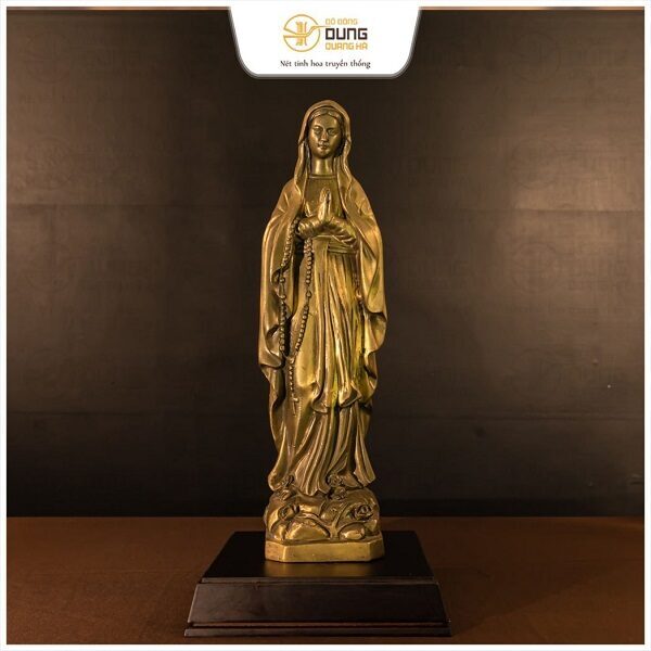 Bộ tượng Công giáo khắc họa Đức Mẹ và Thiên Chúa bằng đồng để bàn thờ