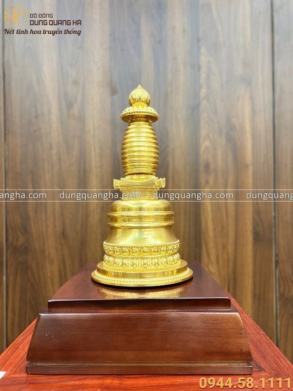 Mô hình tháp Chăm bằng đồng dát vàng cao 23cm để bàn