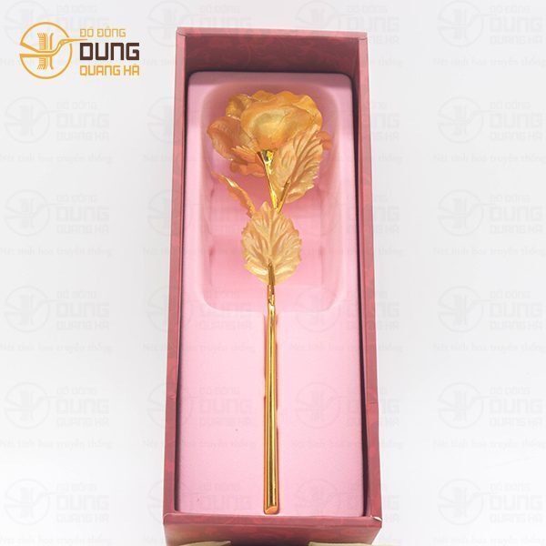 Hoa hồng mạ vàng - món quà trọn vẹn yêu thương