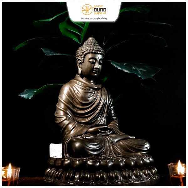 Tượng Phật Thích Ca đẹp bằng đồng vàng hun đen 30cmx22,5cmx18cm