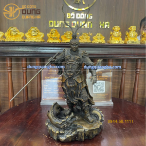 Tượng Tôn Ngộ Không cưỡi rồng bằng đồng vàng hun giả cổ cao 50cm