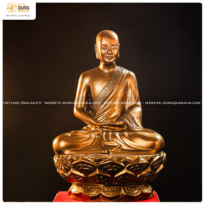 Tượng Phật Hoàng Trần Nhân Tông bằng đồng đỏ làm màu cao 38cm