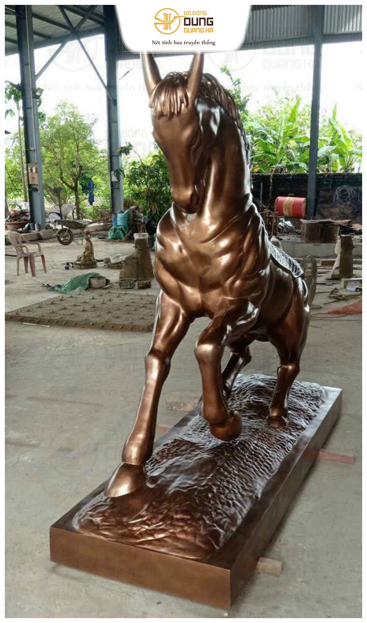 Hoàn thiện linh vật ngựa đúc bằng đồng đỏ nguyên khối nặng 1050kg theo kích thước, thiết kế yêu cầu chuẩn bị bàn giao lắp đặt cho khách hàng Quận Tân Bình!