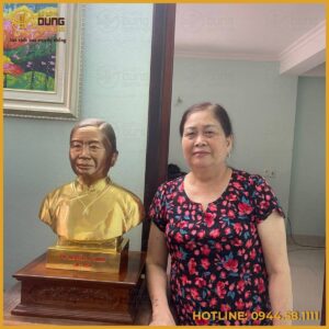 Màu sắc sang trọng