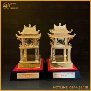 Mô hình Khuê Văn Các bằng đồng dát vàng 9999 độc đáo