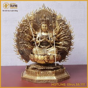 Tượng Phật Thiên Thủ Thiên Nhãn bằng đồng vàng tinh xảo