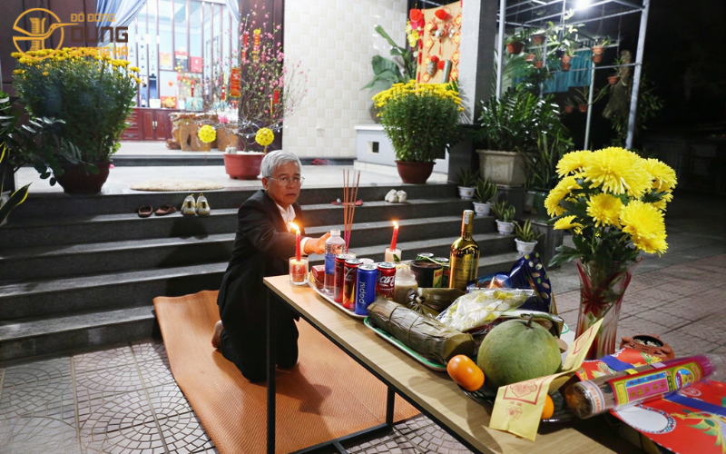 Lễ cúng giao thừa giúp xua đi những điều xui xẻo, không may mắn ở những năm cũ