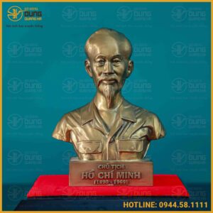 Tượng Bác Hồ bán thân đồng vàng cao 17cm