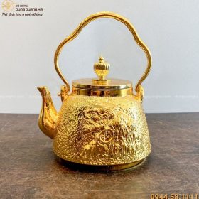 Ấm trà bằng đồng mạ vàng 24k hoa văn độc đáo tinh xảo