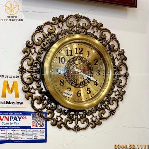 Đồng hồ treo tường bằng đồng màu sắc cổ kính độc đáo