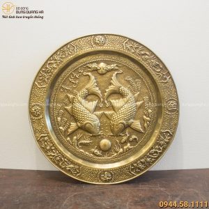 Mâm Lý Ngư Vọng Nguyệt phong thủy bằng đồng vàng đường kính 50cm
